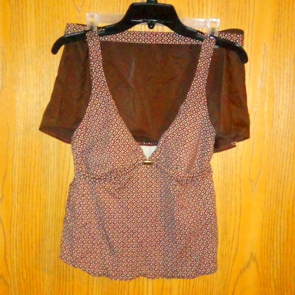 Merona Other - Dark brown w/ tan&red 2 piece swimsuit. Has skort bottom & tank-top bra design